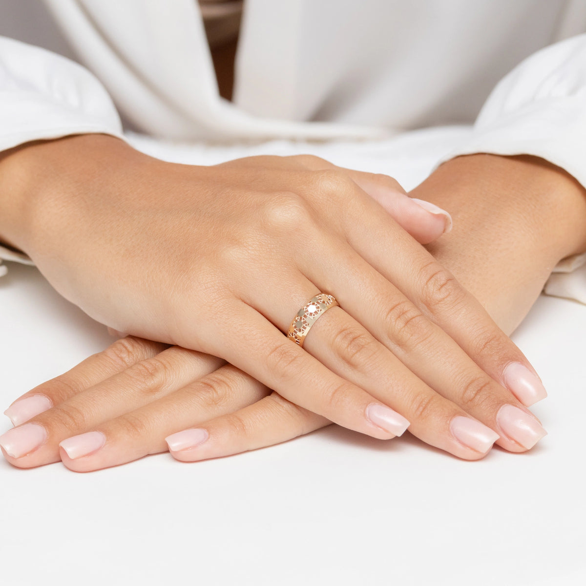 zlatý-prsteň-s-otvorenou-prácou-geometrický-ap152-585