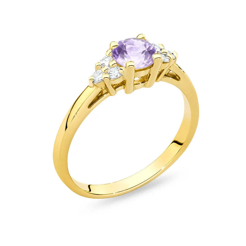 Gold 14k(585) ring with 0,50ct amethyst with 6 diamonds. Perfect for a gift.