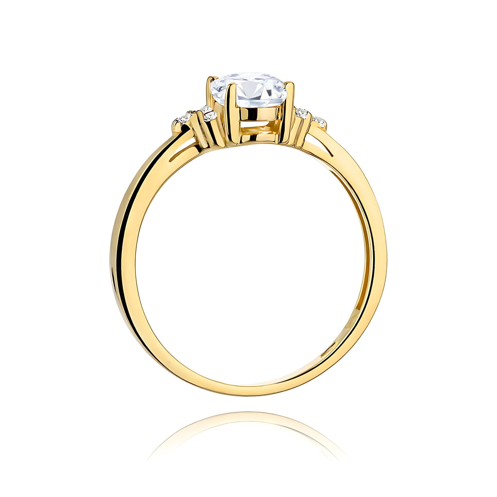 Gold 14k(585) ring with 0,70ct and 0,052ct lab diamonds. Is packaged in an elegant box, which is perfect for a gift.