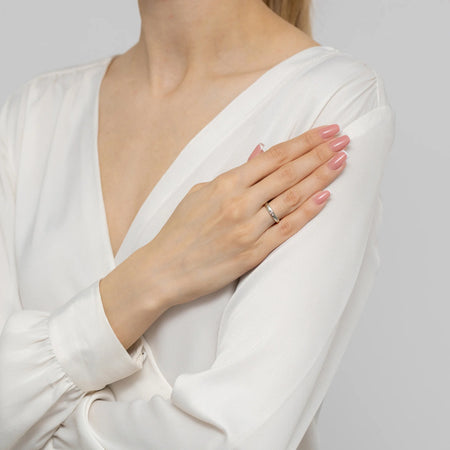 14k white gold ring with 2 pink zirconia hearts. Excelent gift. Perfect for everyday and special occasions.