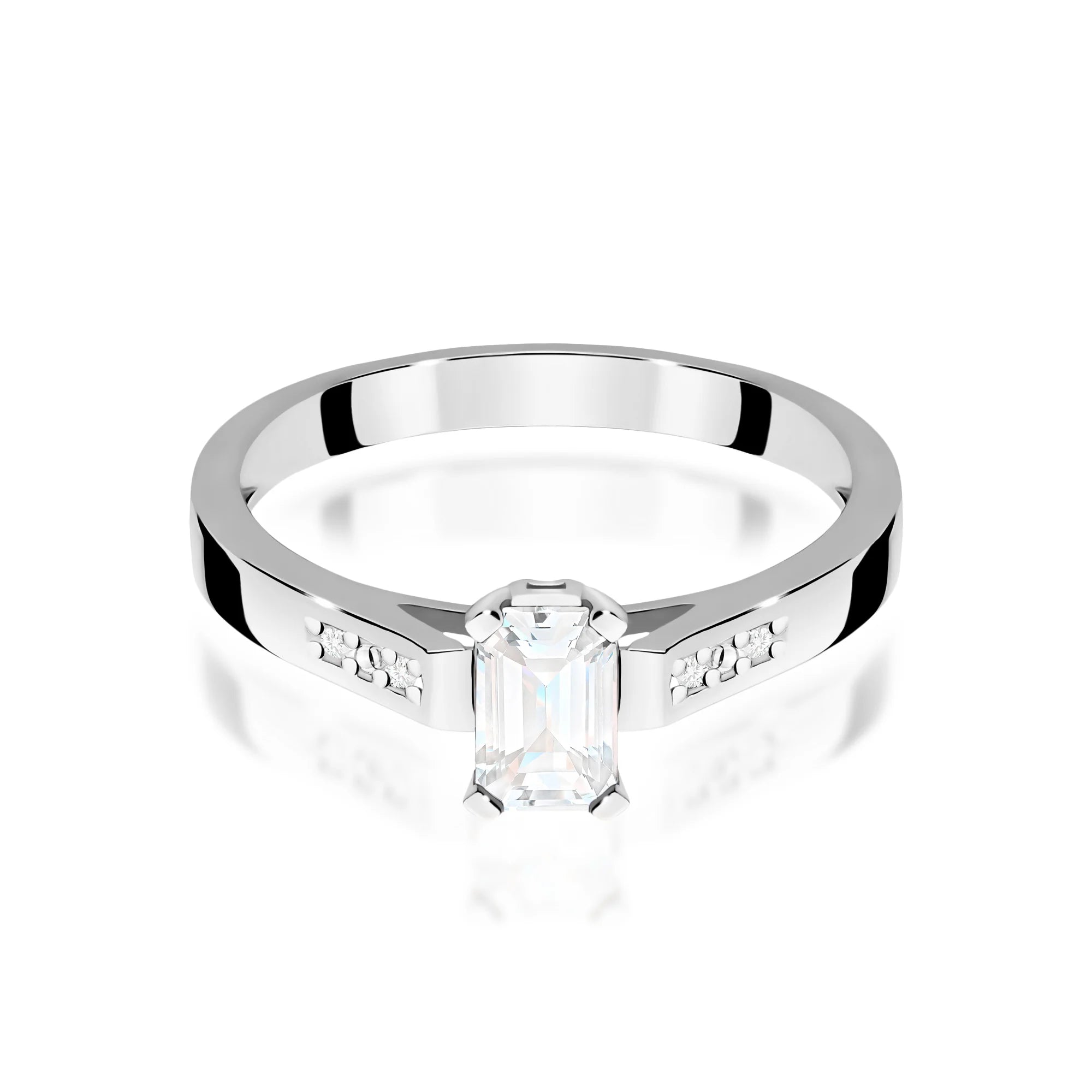 14k (585) White Gold Rings | 0.60ct and 0.04ct Lab-diamonds | GREMARI Jewelry
