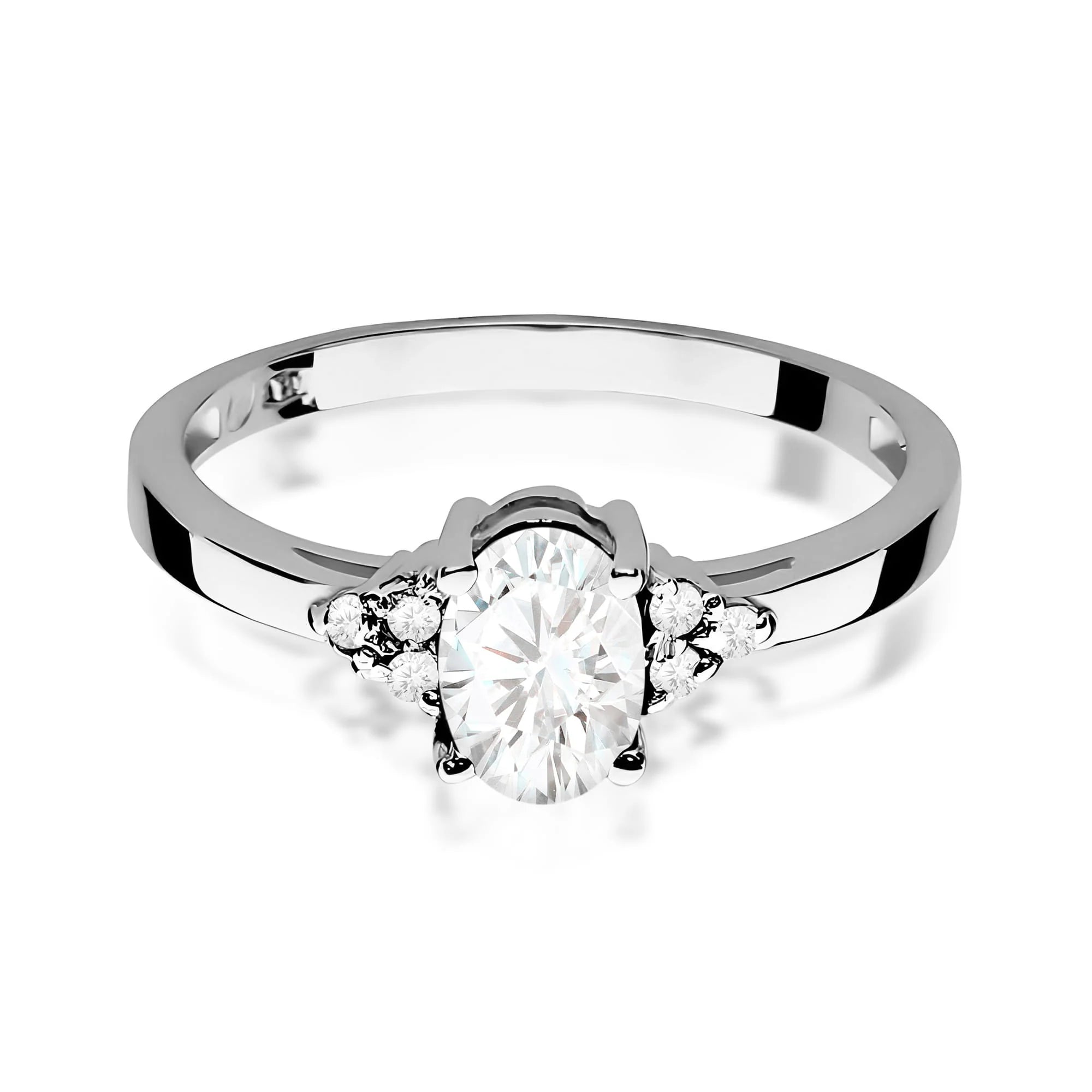White Gold 14k(585) ring with 0,70ct and 0,052ct lab diamonds. Is packaged in an elegant box, which is perfect for a gift.