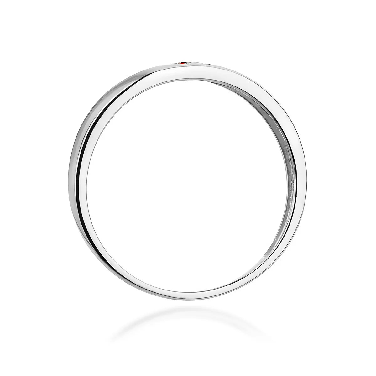14-karätiger Goldring mit 2 roten Zirkonia-Herzen. Klassisches Design mit modernem Akzent. Verpackt in schwarzer Schachtel, Papier und Geschenktüte.