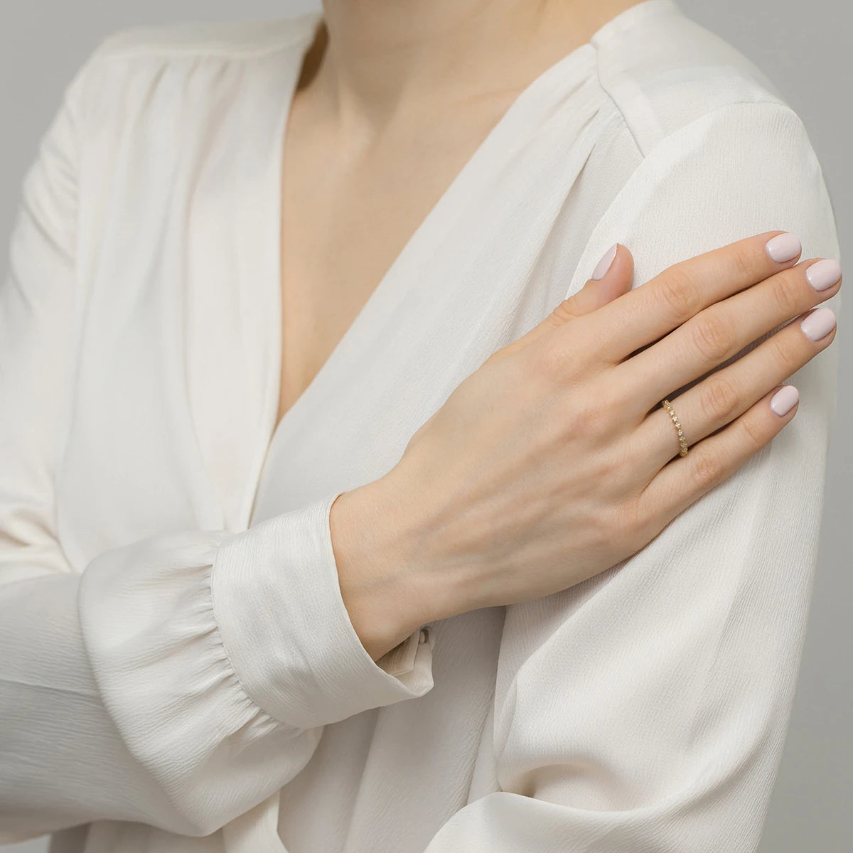 Prsteň z 8k zlata (333) | Jemný dizajn | Malá súprava zirkónov | Šperky GREMARI