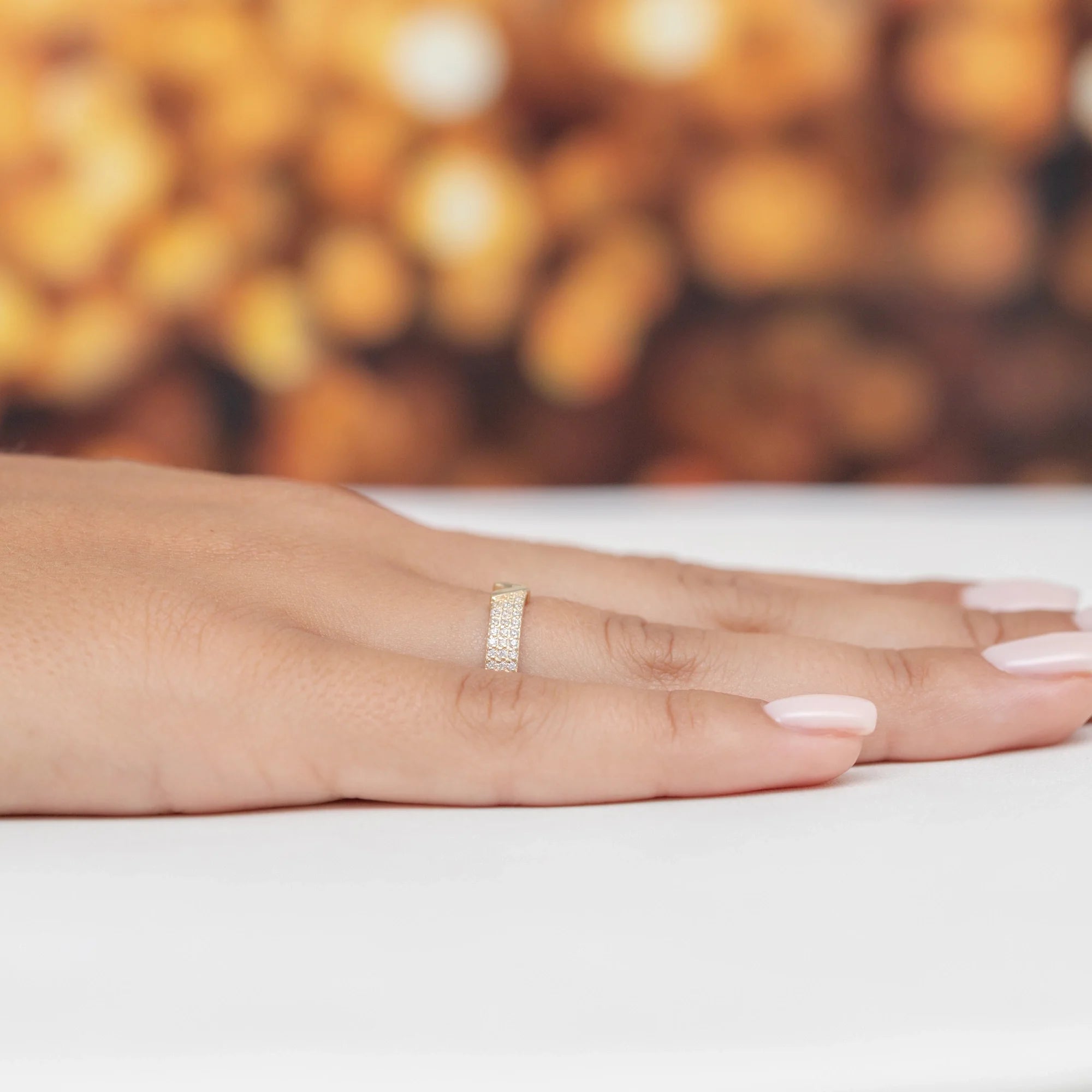 8k Gold (333) Ring | Letter V & White Zirconia | GREMARI Jewelry
