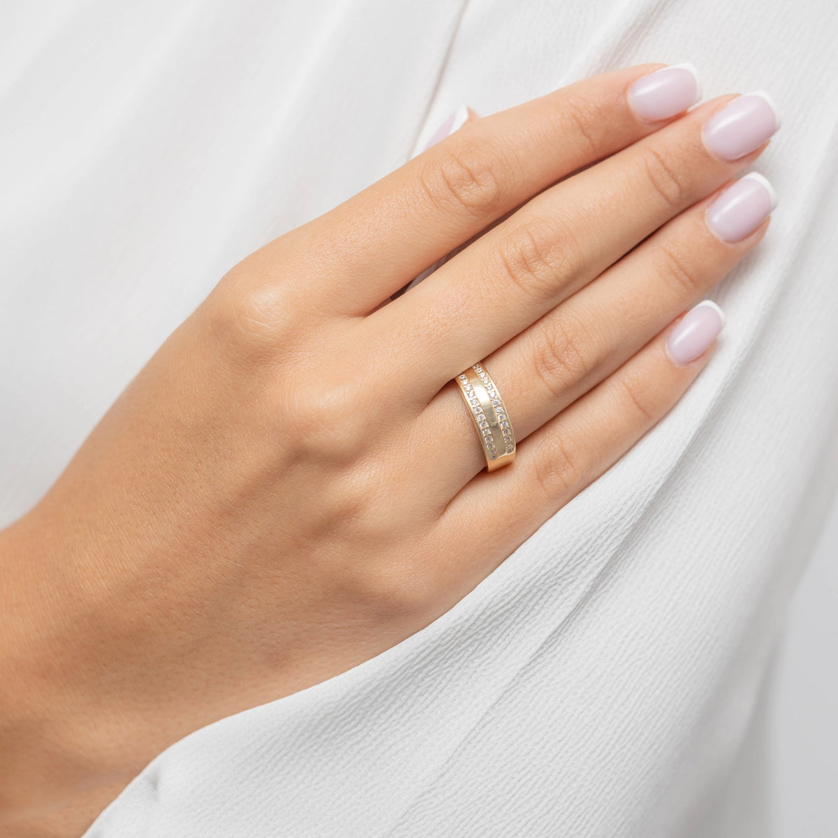 gold-ring-with-zirconia-ap108-585-b