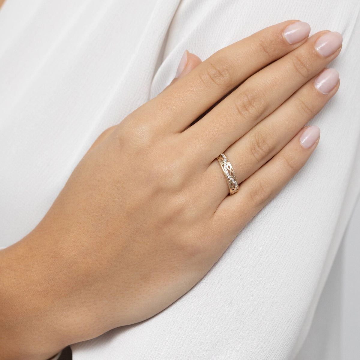 gold-ring-with-zirconia-infinity-ap165-585-b