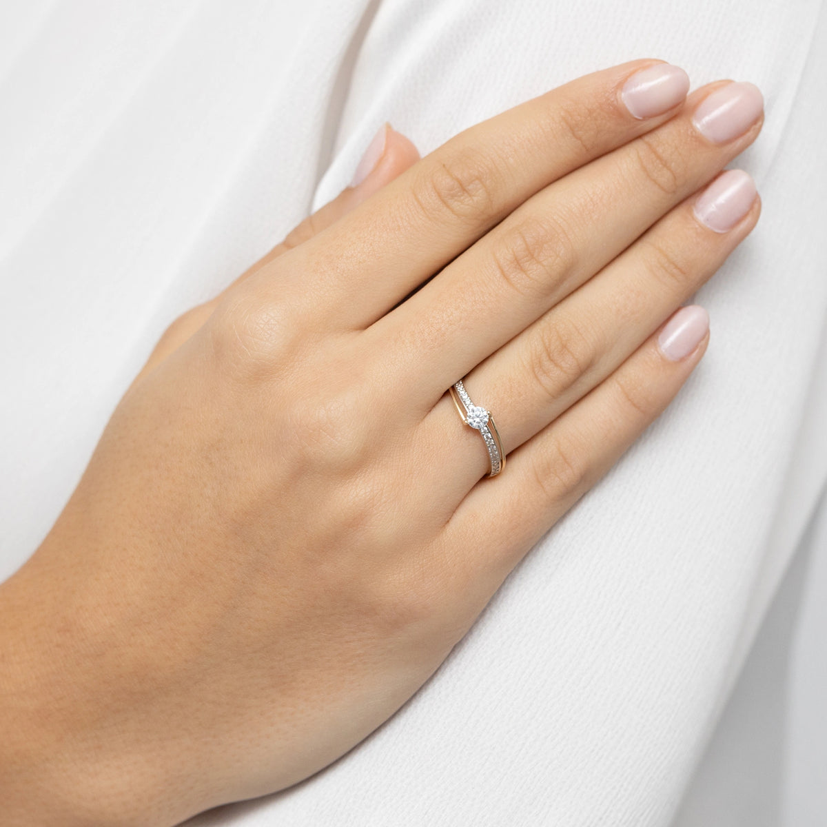 gold-ring-with-zirconia-waves-ap167-585-b