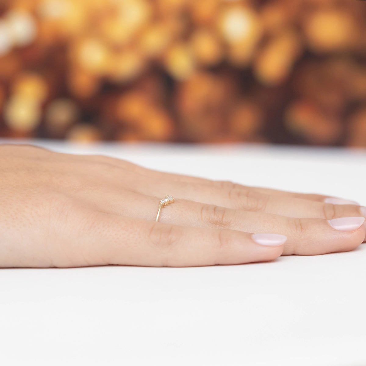 gold-ring-with-zirconia-ap172-585-b