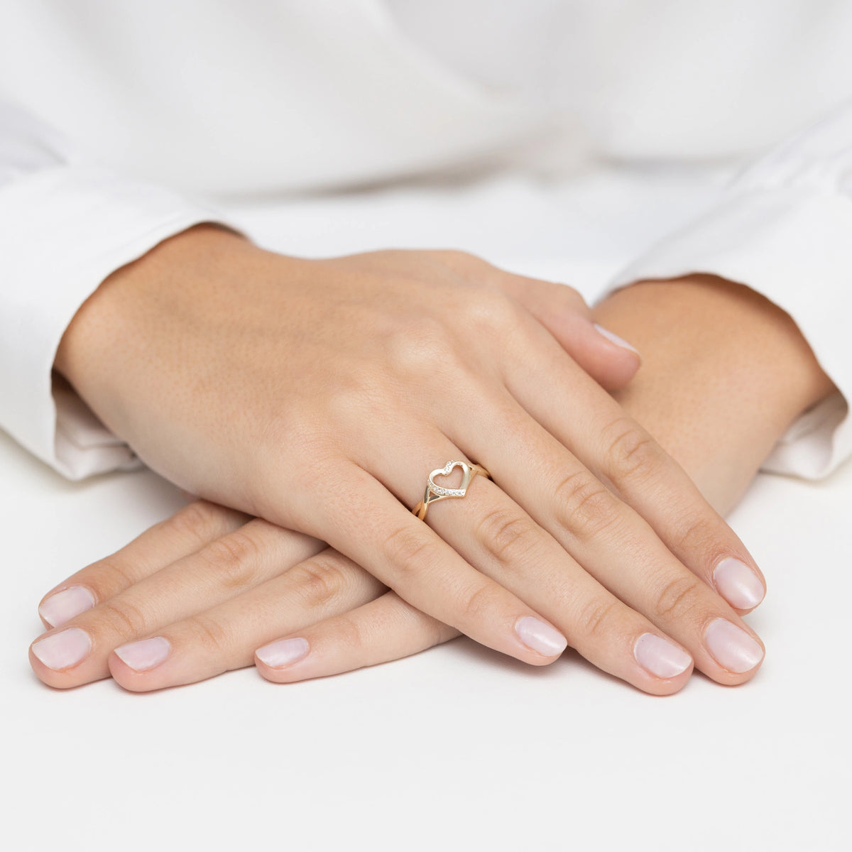 gold-weaved-ring-with-zirconia-heart-ap173-585-b