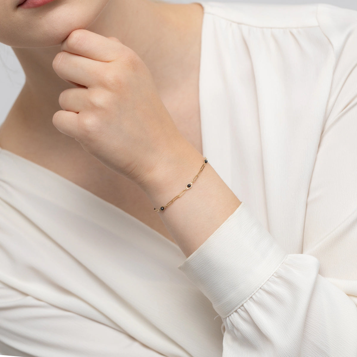 gold-bracelet-with-links-and-black-zirconia-b-gw-452-585