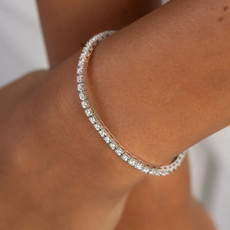 gold-bracelet-set-with-1-98ct-laboratory-diamonds-b0031-ldw-06