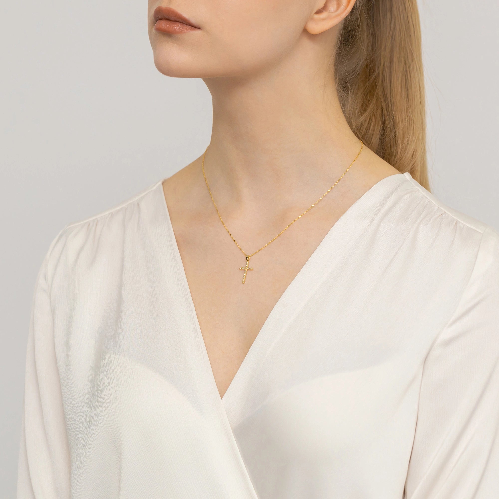 gold-cross-pendant-with-zirconia-d265-333