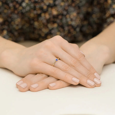 gold-ring-with-dark-blue-zirconia-ep080-333-g