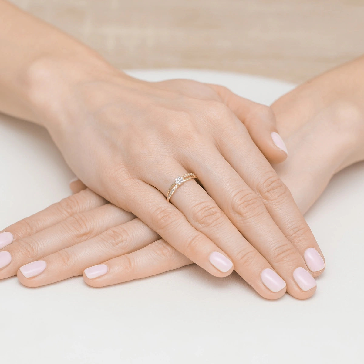 gold-ring-with-zirconia-flower-ep105-585