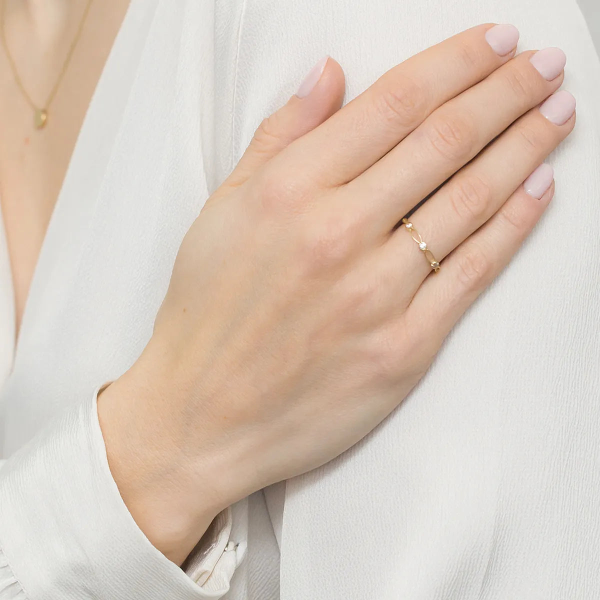 subtle-gold-ring-with-zirconia-ep136-333