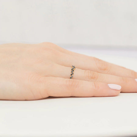 gold-ring-with-black-zirconia-zigzag-ep150-333-cz