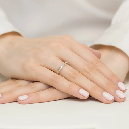 subtle-gold-ring-with-zirconia-waves-ep154-333