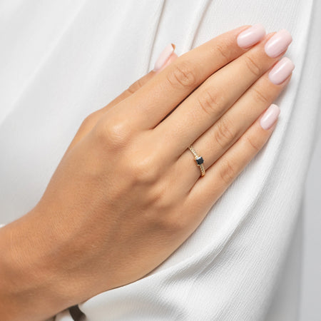 gold-ring-with-zirconia-herringbone-ep179-333-cz