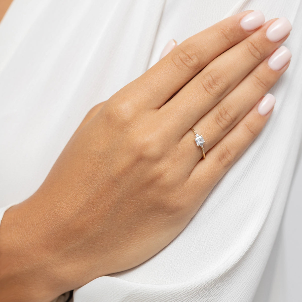 gold-ring-with-zirconia-ep180-333-b