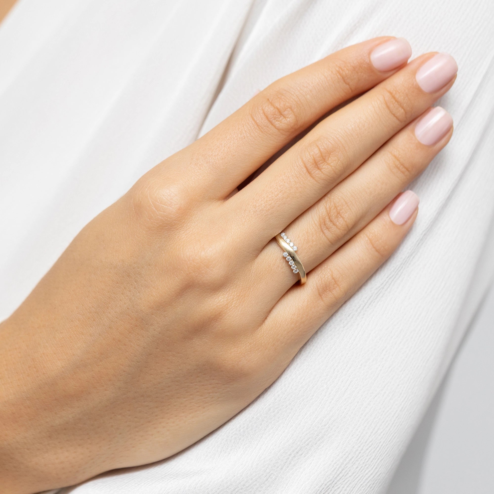 gold-ring-with-zirconia-waves-ep194-333-b