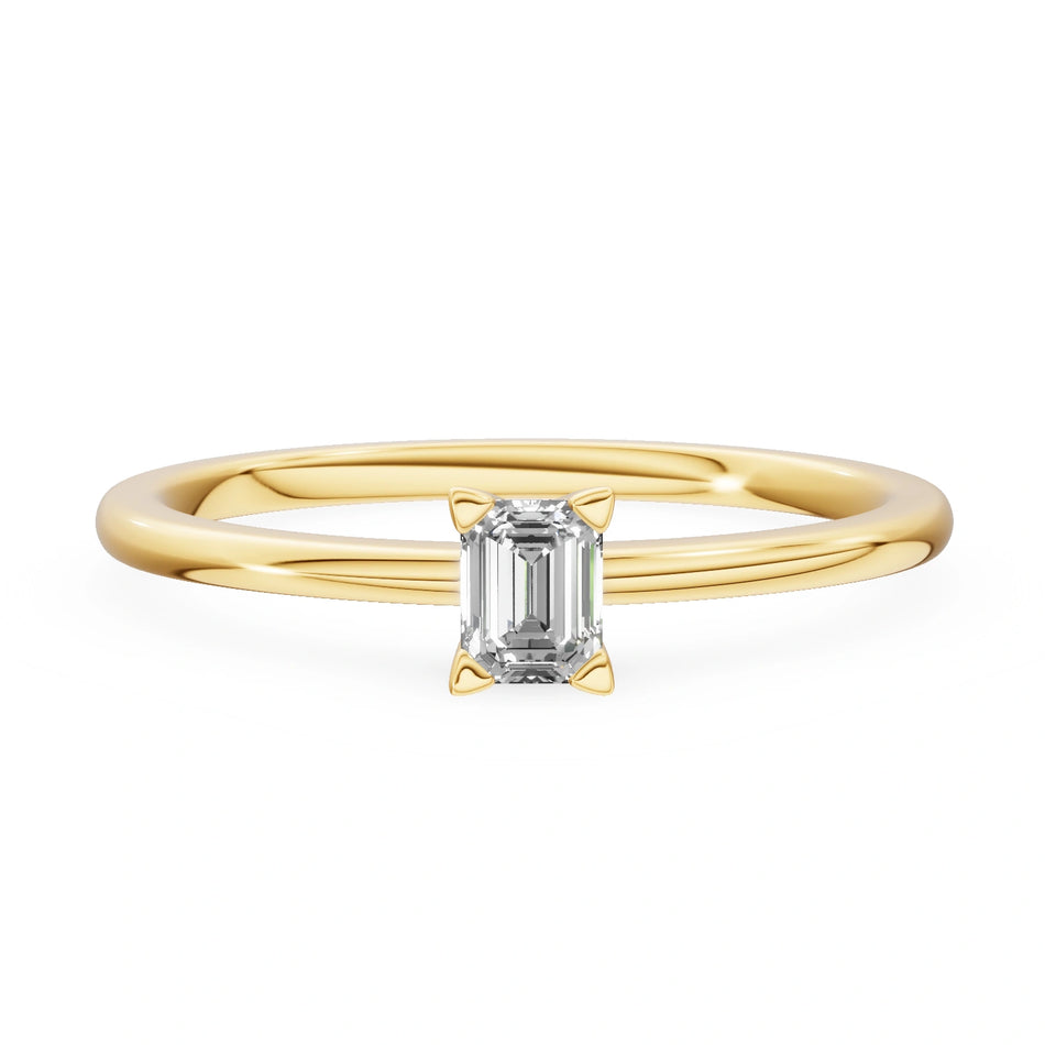 Gremari Seven Grace zásnubný prsteň zo žltého zlata s 0,15 ct lab-grown diamantom – Emerald