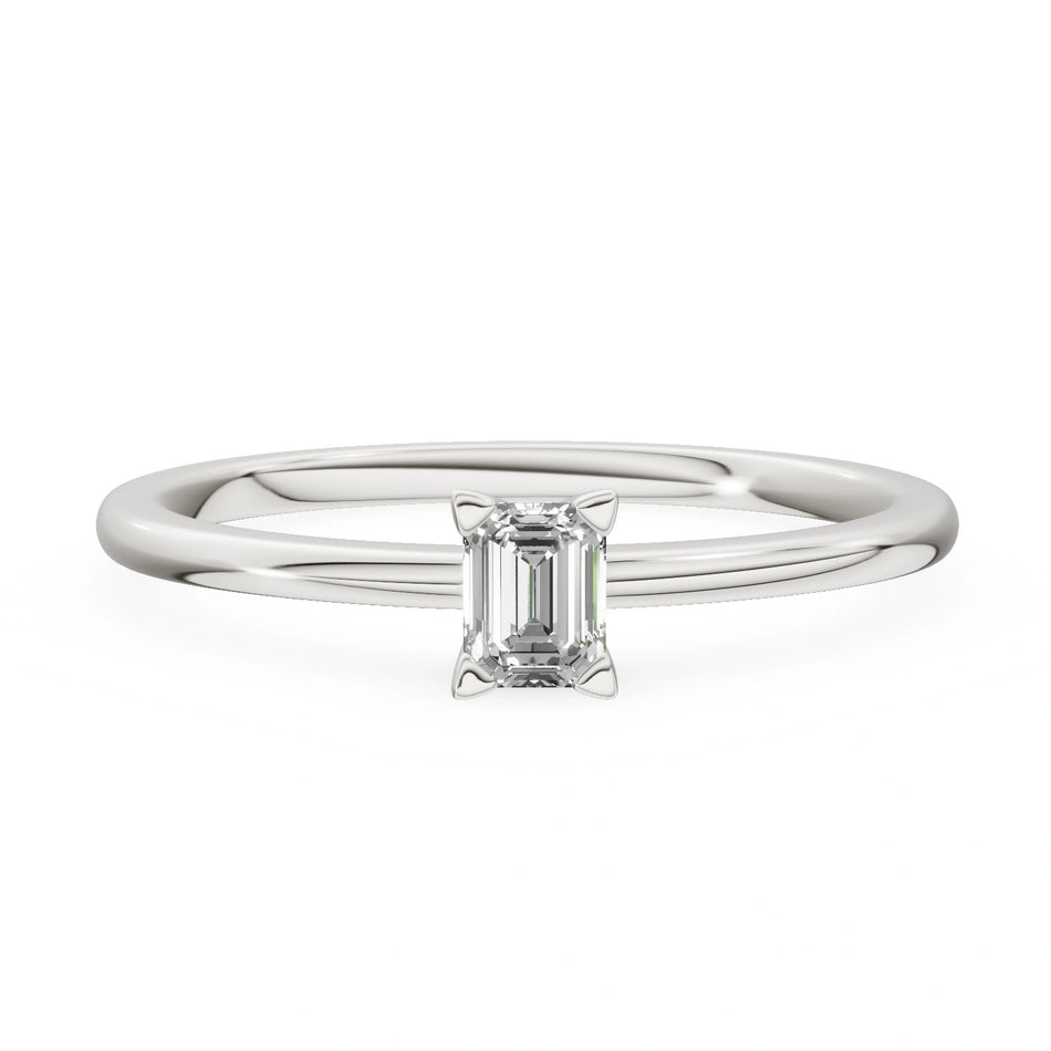 Gremari Seven Grace zásnubný prsteň z bieleho zlata s 0,15 ct lab-grown diamantom – Emerald