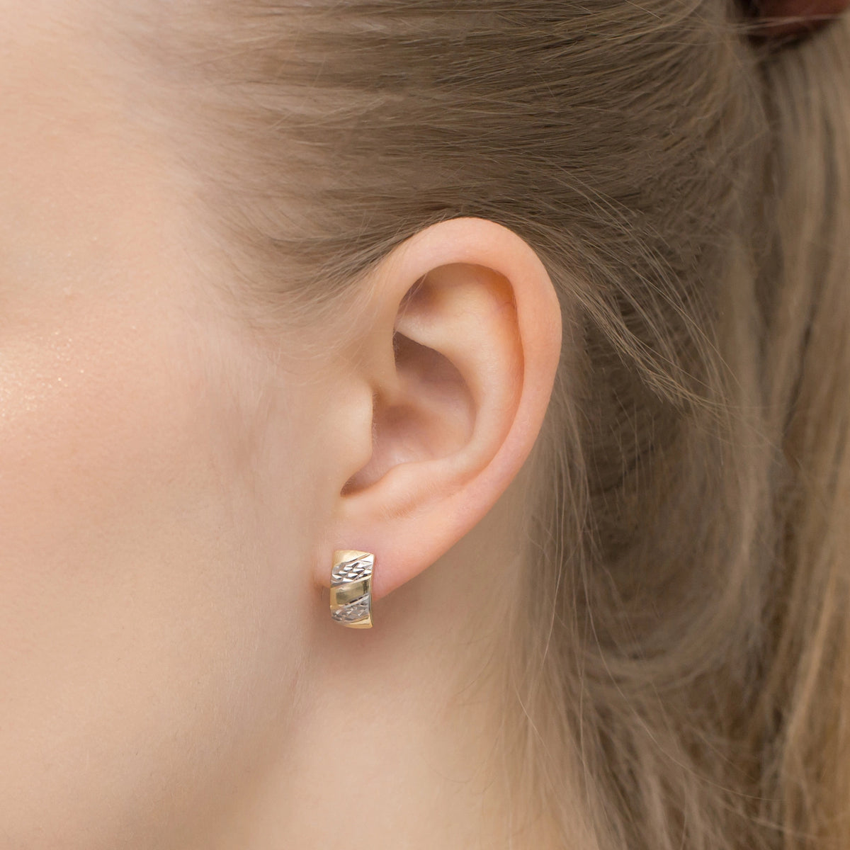 two-color-gold-earrings-with-english-clasp-k-gw-476-585