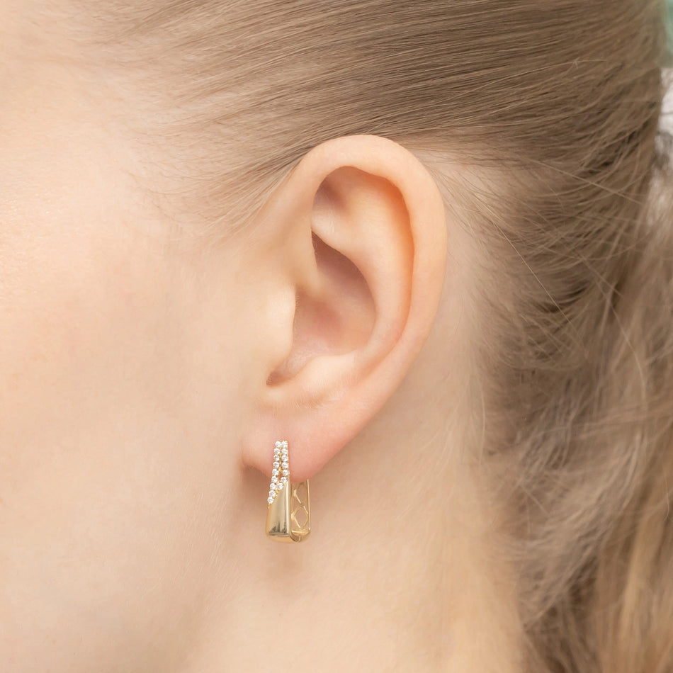 gold-earrings-with-english-clasp-with-zirconia-k-gw-669-585