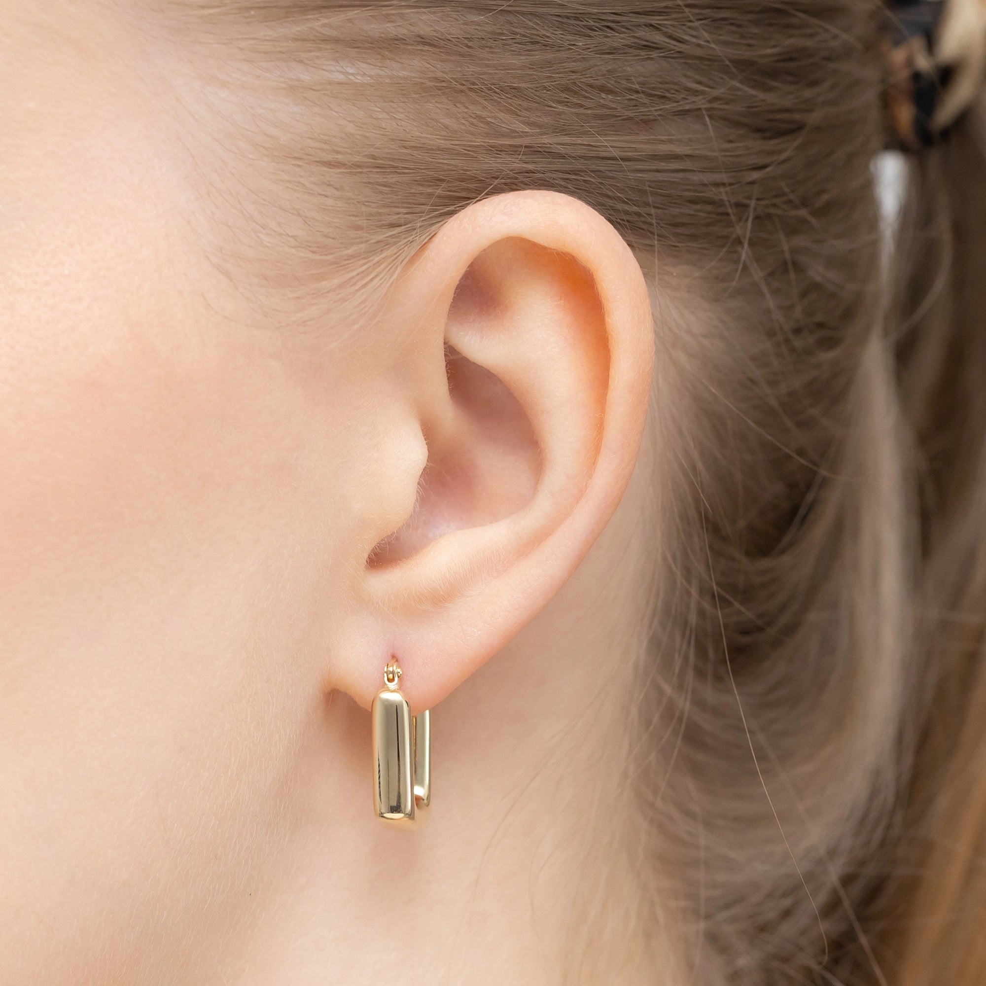 gold-earrings-with-english-clasp-k-gw-692-585