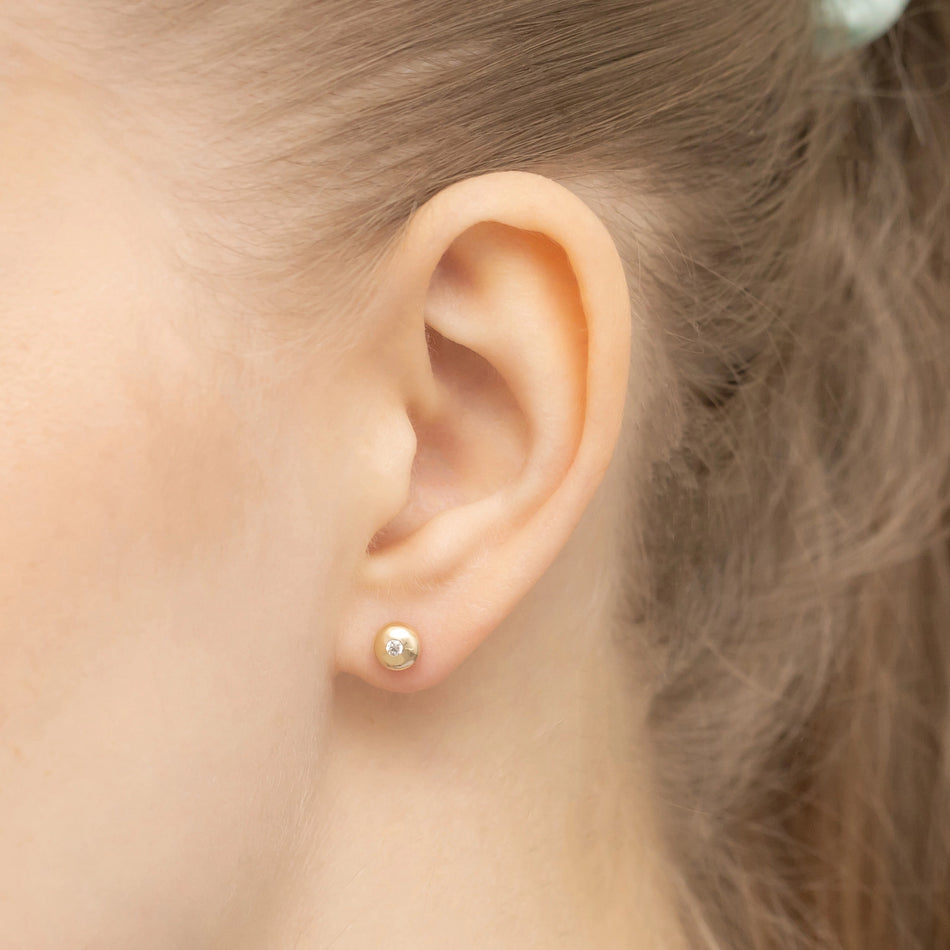 gold-stud-earrings-half-beads-k-gw-783-585