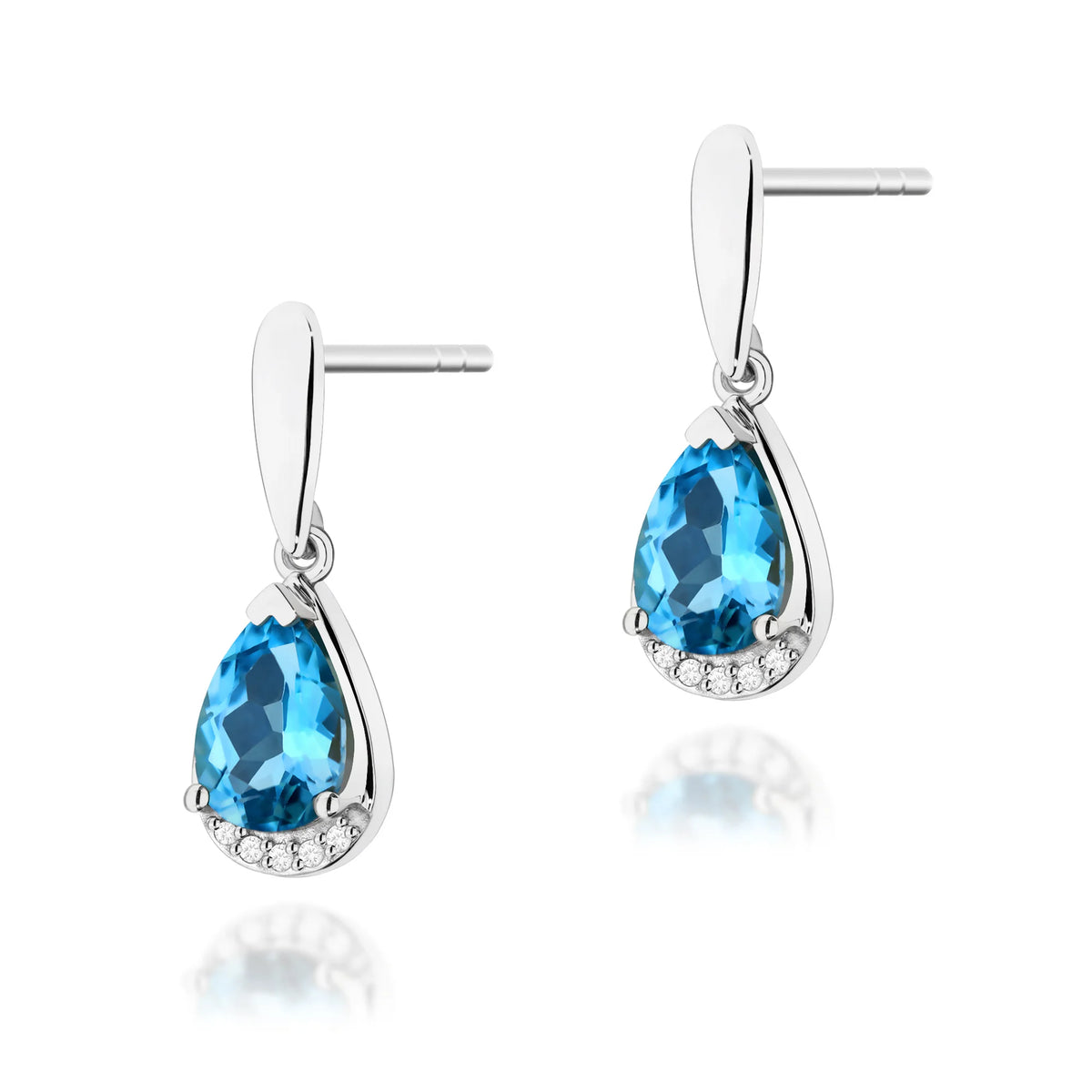 White Gold Earrings with 1.40 ct Topazes and 0.05 ct Diamonds | 585 (14k) White Gold Stud Earrings