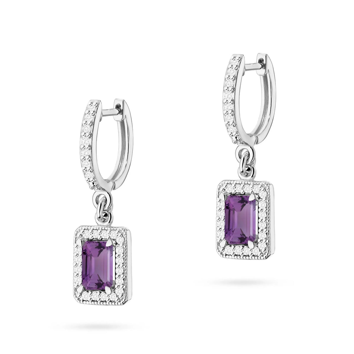 goldohrringe-mit-2-x-0-50ct-amethysten-und-0-34ct-zusätzlichen-diamanten-k0422-amv-01