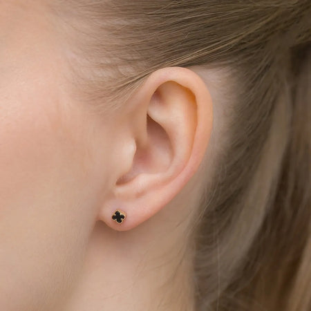 black-lucky-clover-stud-gold-earrings-k1302-585