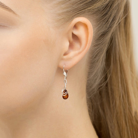 silver-english-clasp-earrings-with-natural-amber-drops-k1888-925-s