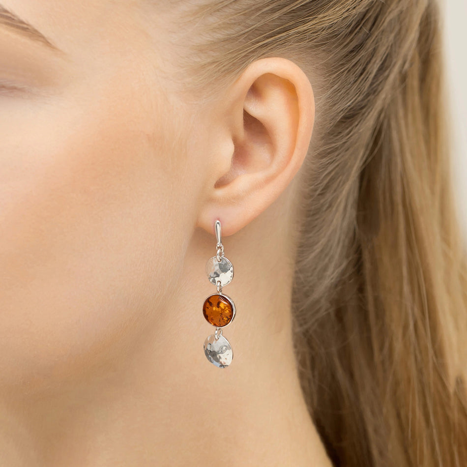 silver-stud-earrings-with-natural-amber-k1892-925-s