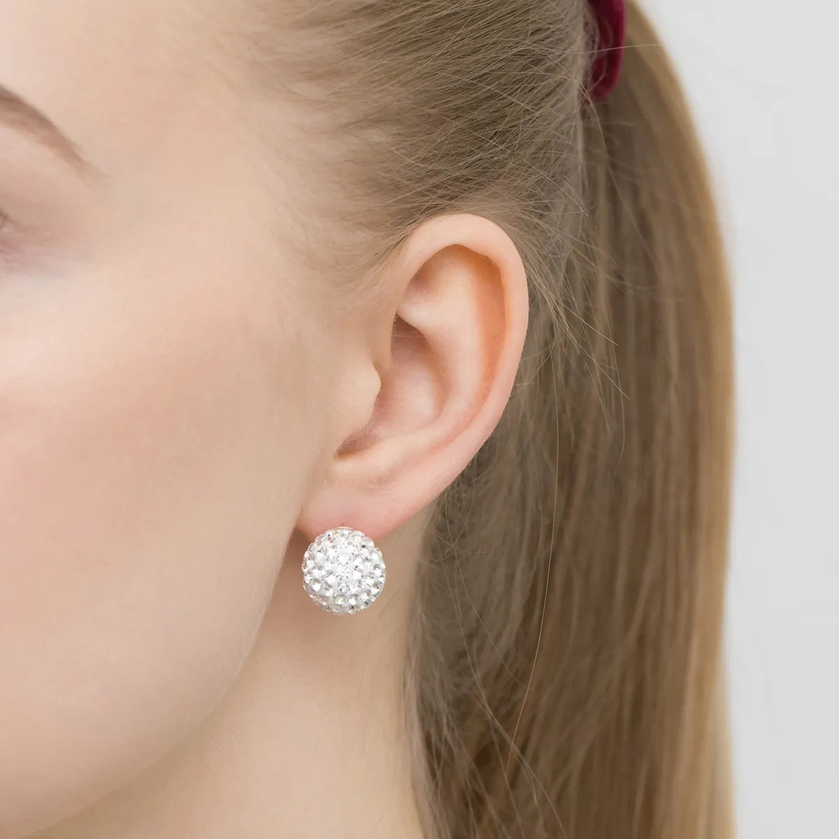 silver-stud-earrings-with-zirconia-k803-925