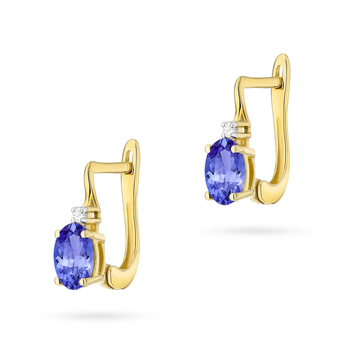 Boucles d'oreilles en or avec 0,40 ct de tanzanite et diamants