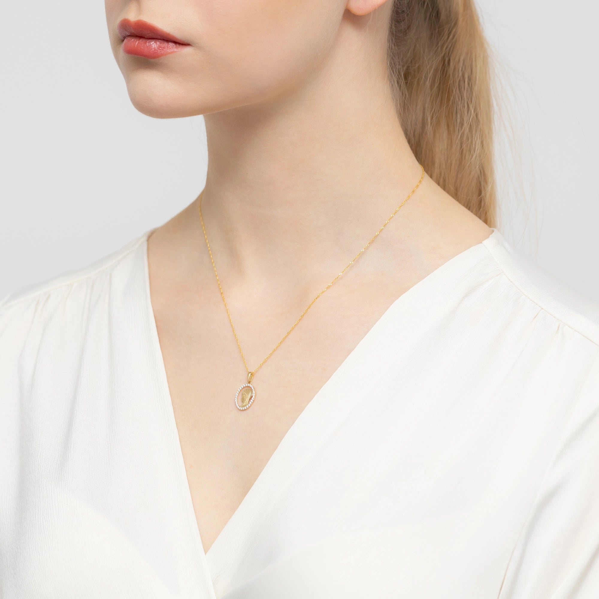 gold-virgin-mary-medallion-pendant-with-zirconia-md-gw-119-585