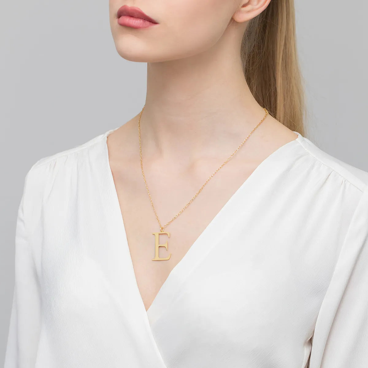 gold-plated-silver-necklace-letter-e-n760-925-z-e
