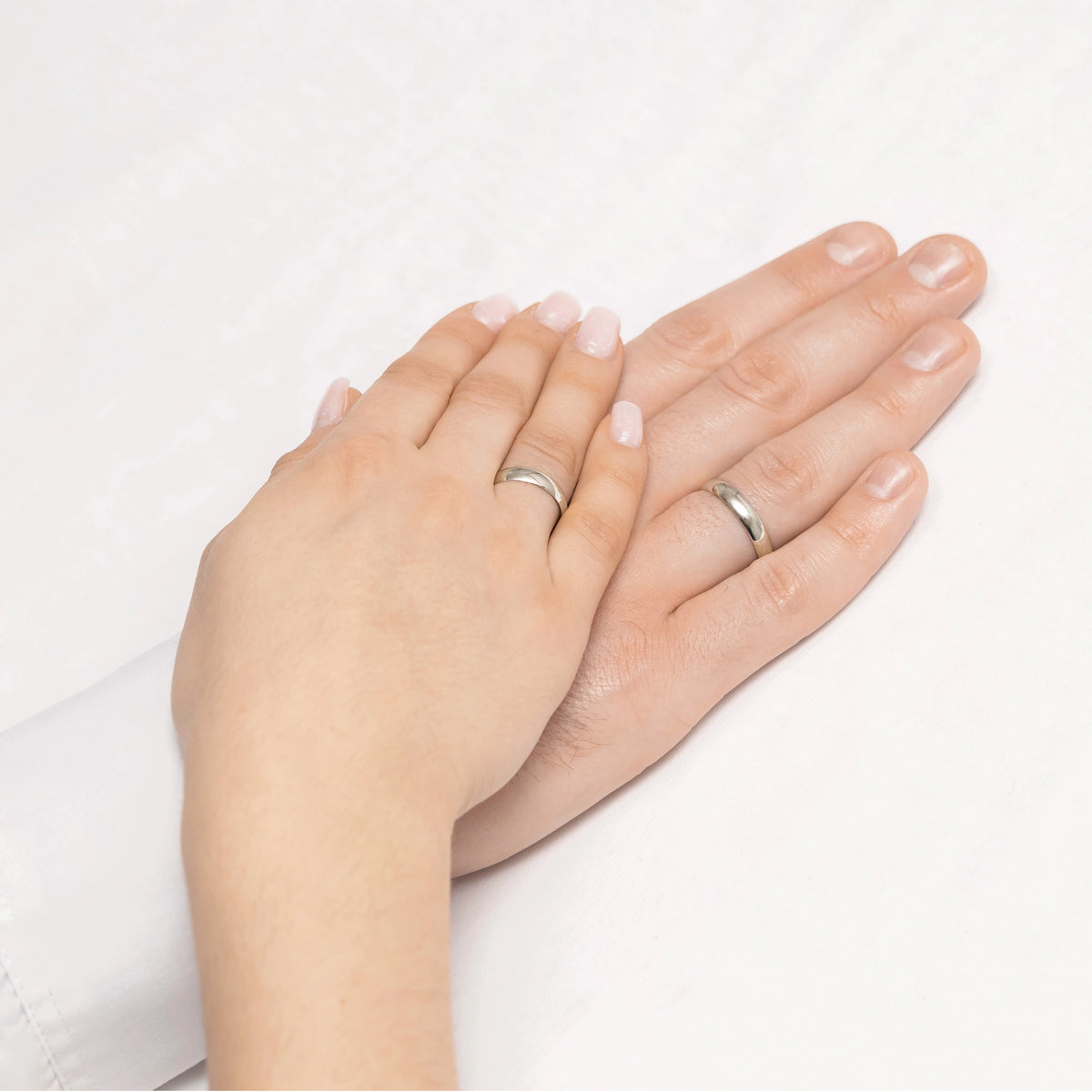 Classic Half-round White Gold Wedding Bands Rings 4mm