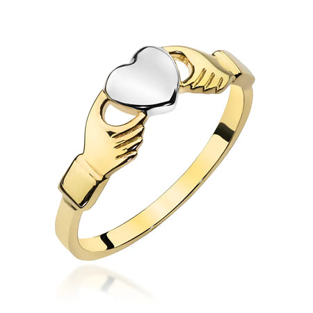 8k-gold-ring-heart-in-hands-p032-333