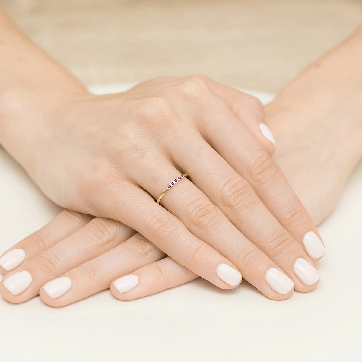 8k-gold-ring-with-red-zirconia-w0638-z6-zir-01