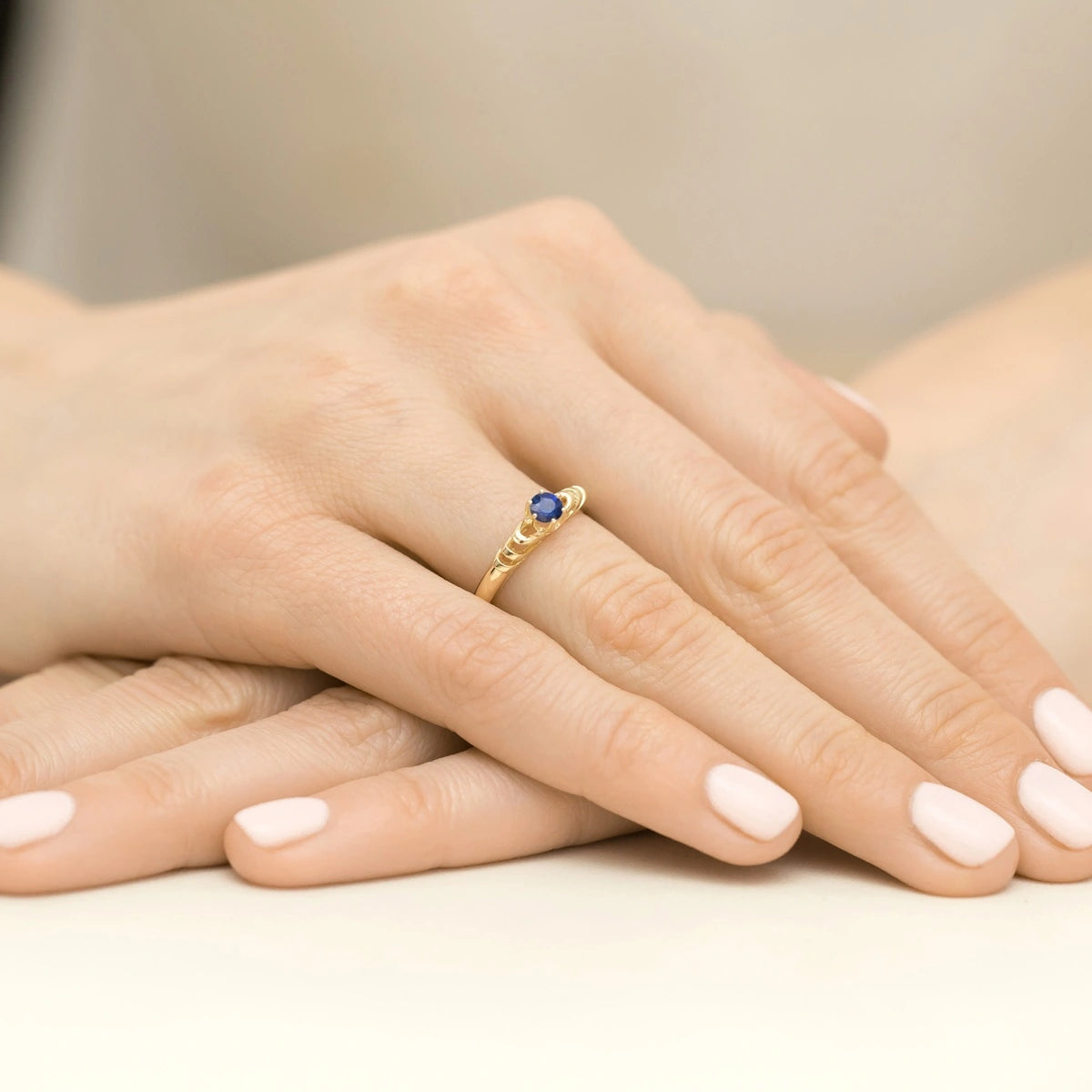 bague-en-or-avec-saphir-0-30ct-p039-585-s0-30