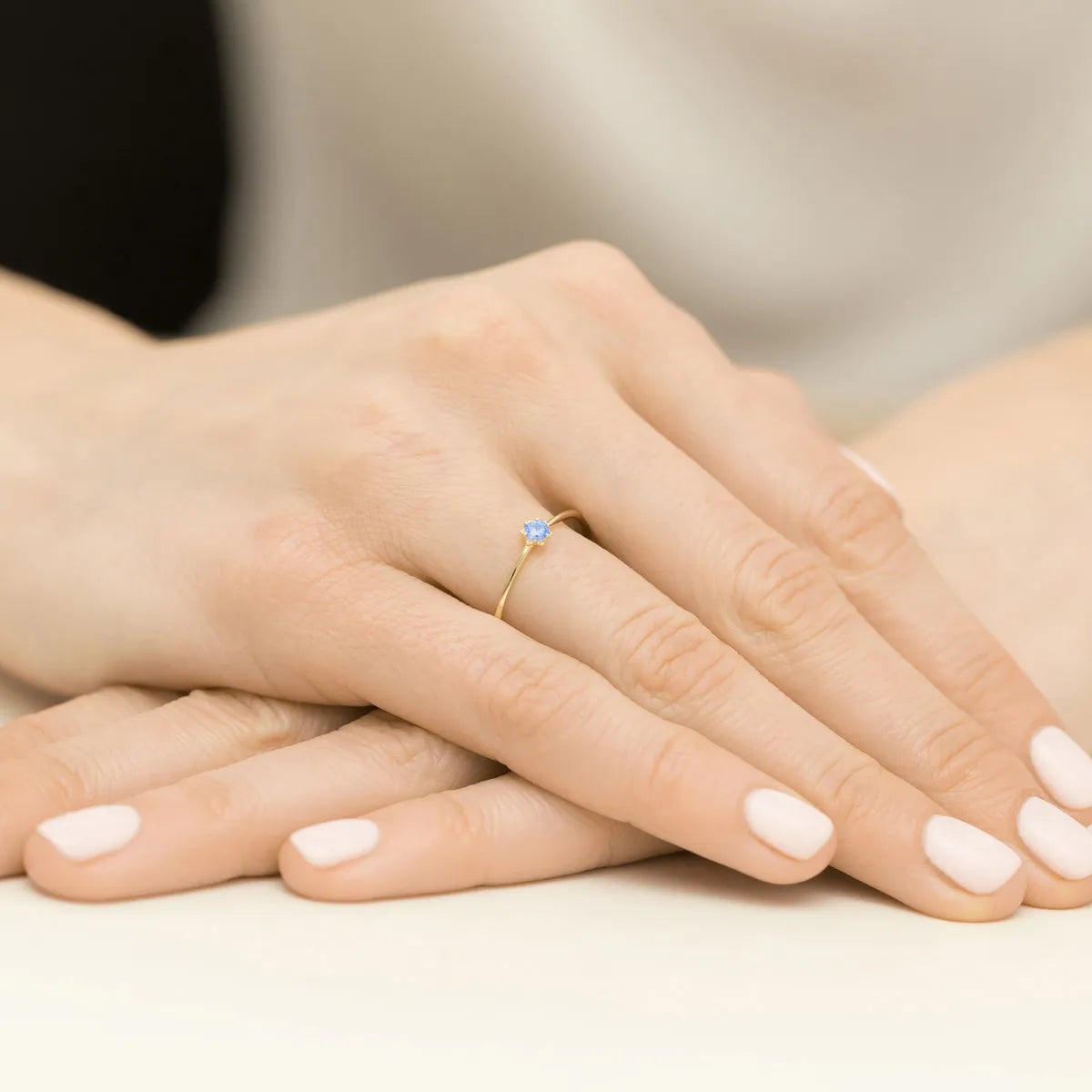 14k-gold-ring-with-zirconia-flower-p040-375-n