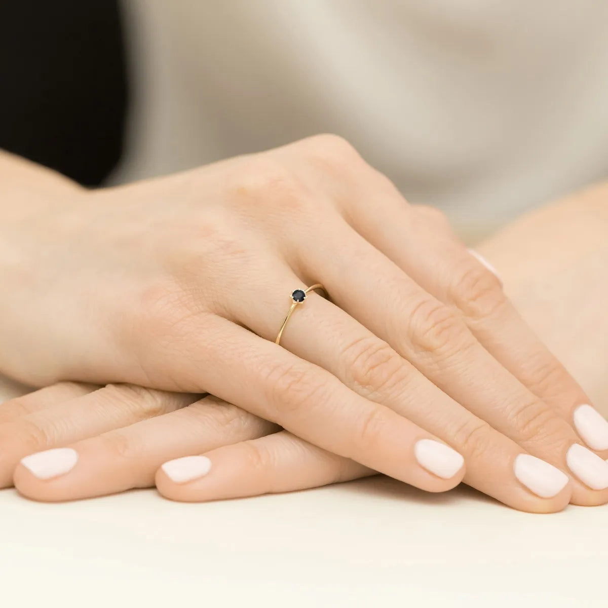 zlatý-prsteň-s-0-12ct-čiernym-diamantom-p040-585-cb0-12