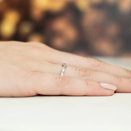 8k-gold-ring-with-zirconia-p087-333-c