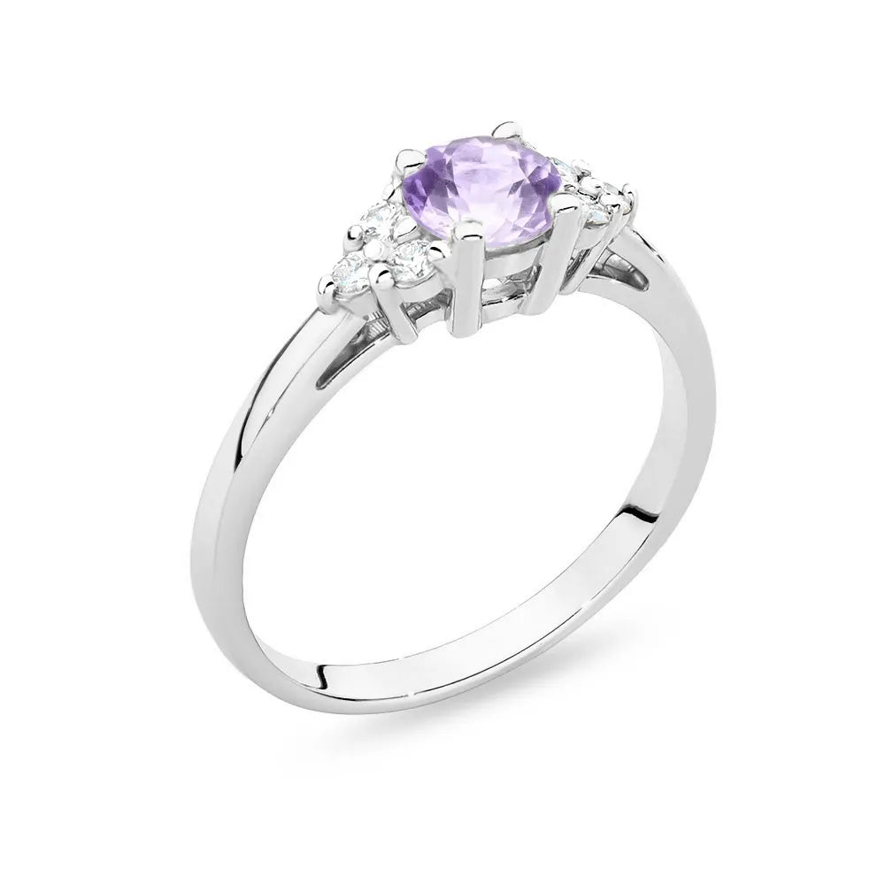 gold-ring-with-amethyst-and-diamonds-p127