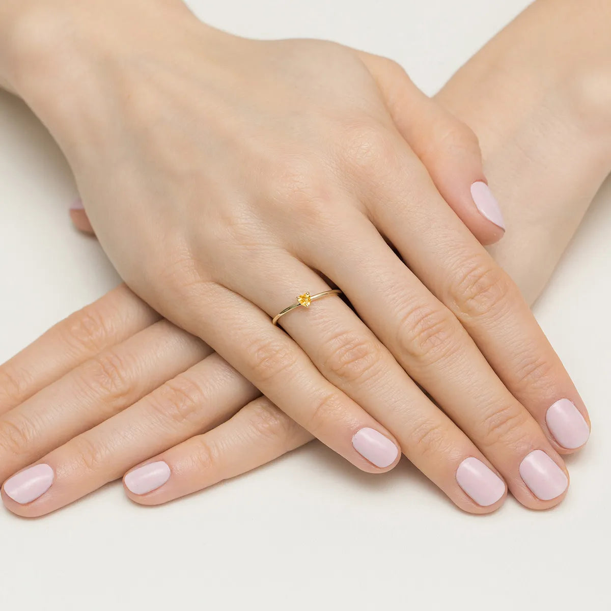 goldring-mit-0-10ct-citrin-p129-585-c0-10