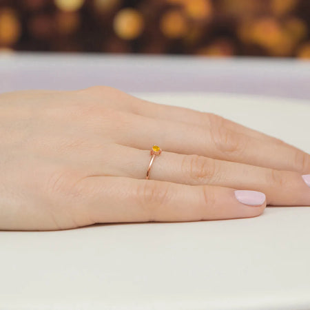 gold-ring-with-0-10ct-citrin-p129-585-c0-10